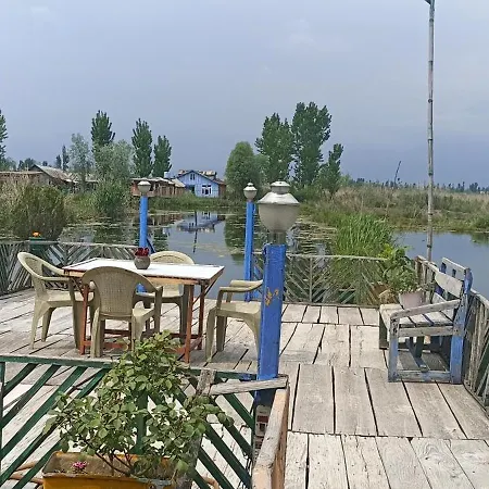 Houseboat Blue Dolphin Srinagar (Jammu and Kashmir) Room photo