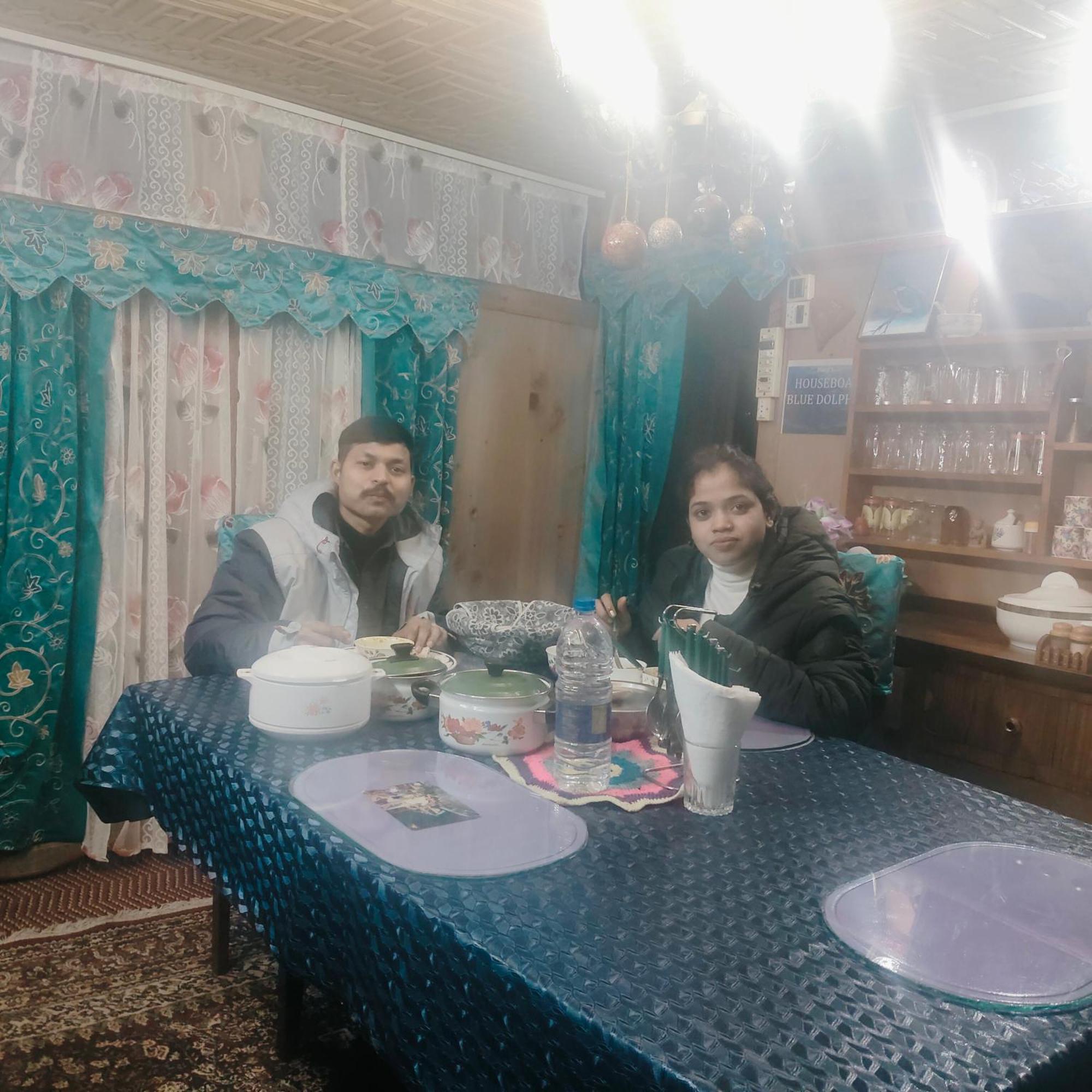 Houseboat Blue Dolphin Botel Srinagar (Jammu and Kashmir)